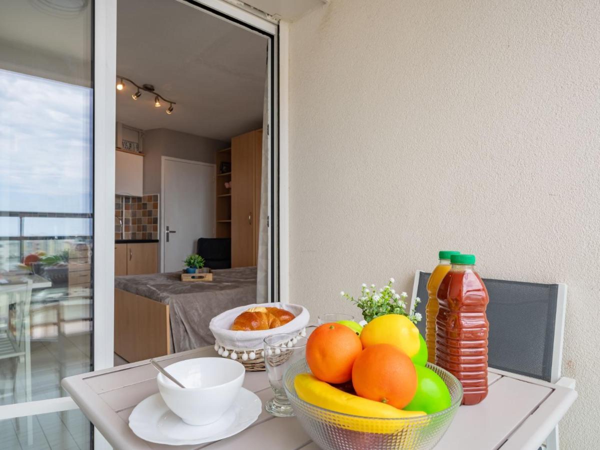 Studio Casino By Interhome Canet-en-Roussillon Bagian luar foto