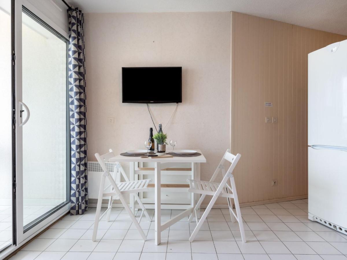 Studio Casino By Interhome Canet-en-Roussillon Bagian luar foto