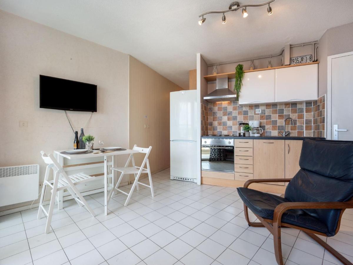Studio Casino By Interhome Canet-en-Roussillon Bagian luar foto